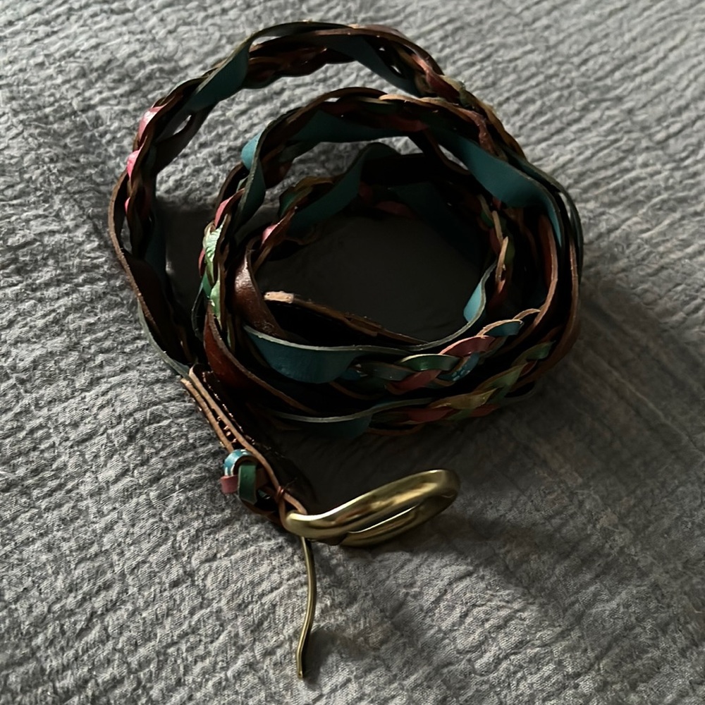 Multi color woven faux leather belt